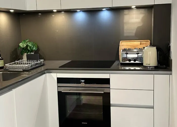 Contemporary Pied A Terre In The Heart Of Bath