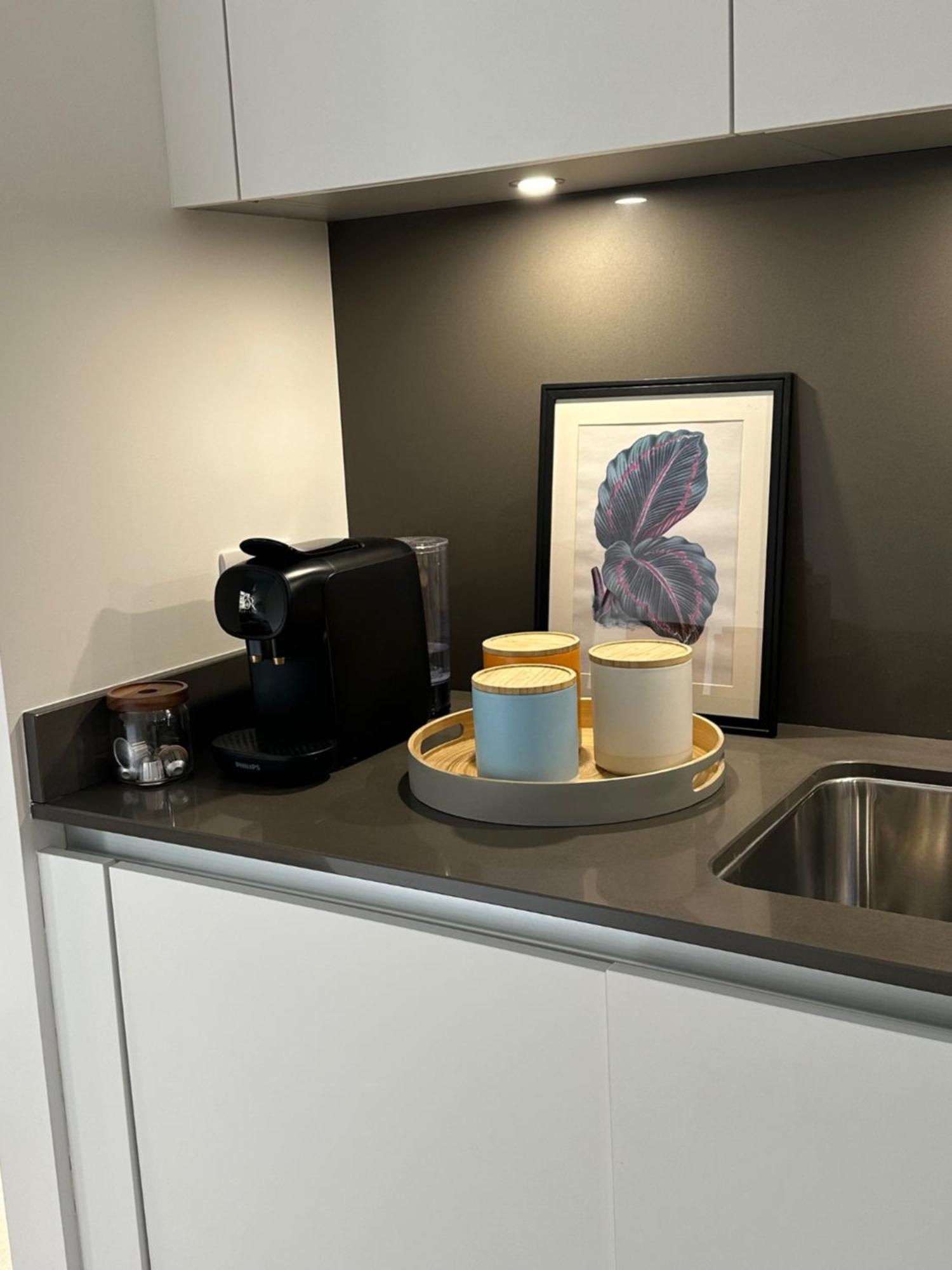 Apartment Contemporary Pied A Terre In The Heart Of *