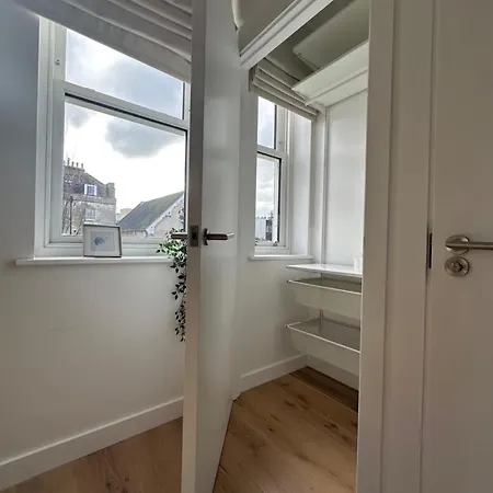 Contemporary Pied A Terre In The Heart Of Bath Apartment Exterior photo