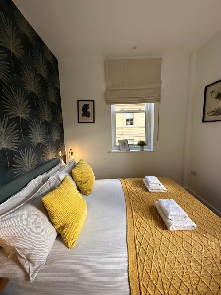 Contemporary Pied A Terre In The Heart Of Appartement